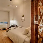 Master Historical Gem In Chiado Апартаменты *
