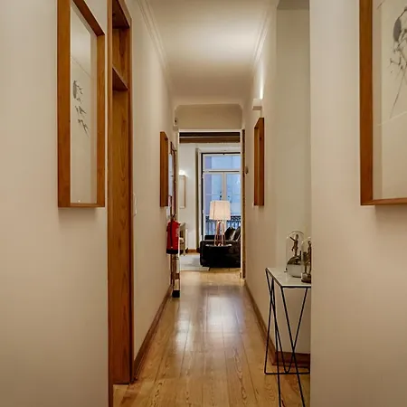 Master Historical Gem In Chiado * Lissabon